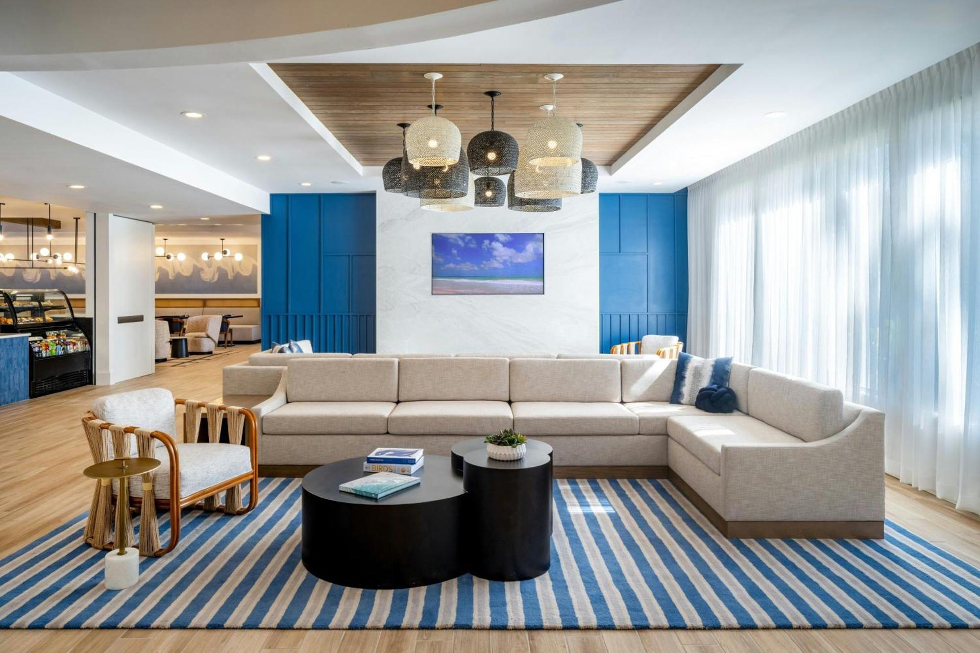 Delta Hotels By Marriott Jacksonville Deerwood Exterior photo